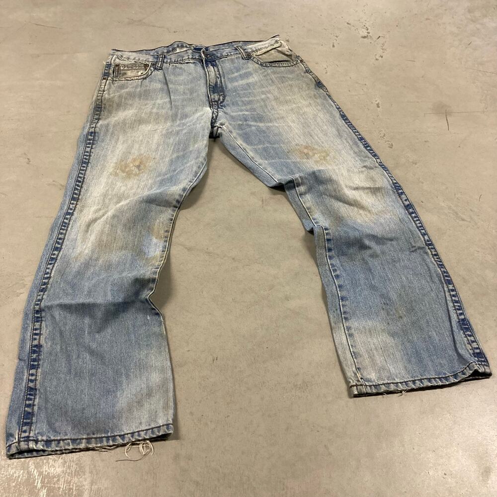 Y2K thrashed wrangler bootcut Jeans 36x32